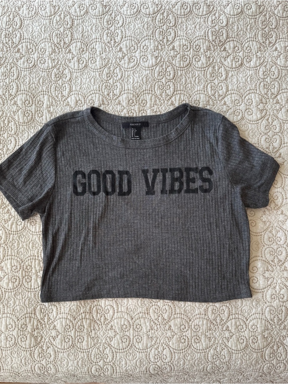Vintage Forever 21 Dark Gray Ribbed Crop Top with 'GOOD VIBES' Print